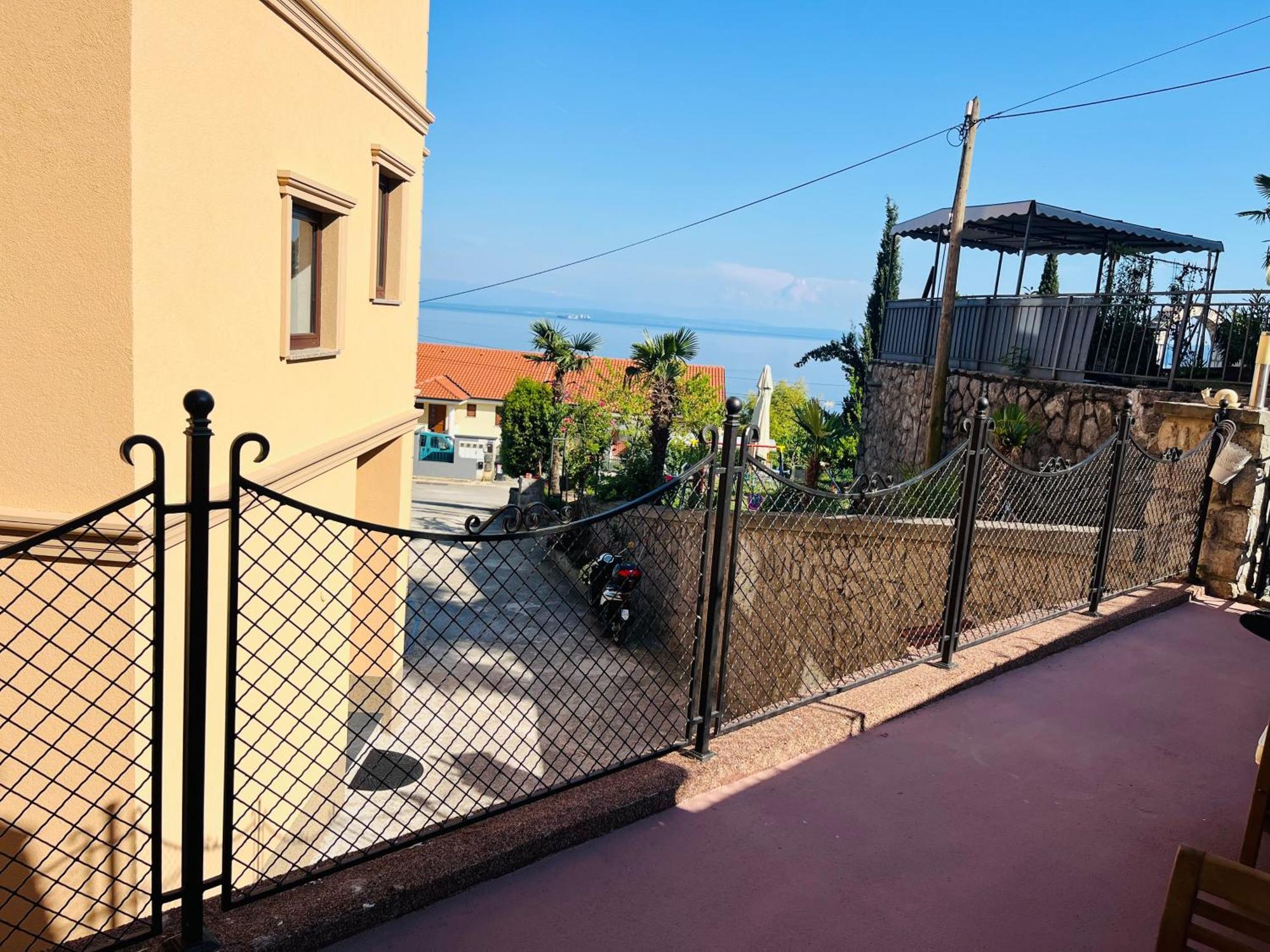 Villa Veronika Lovran Exterior foto
